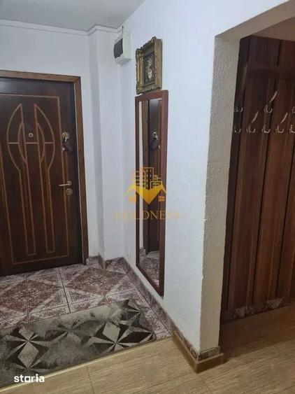 Apartament cu 3 camere în Între Lacuri