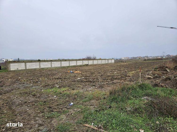 Teren de 2500 mp, în Tomis Plus