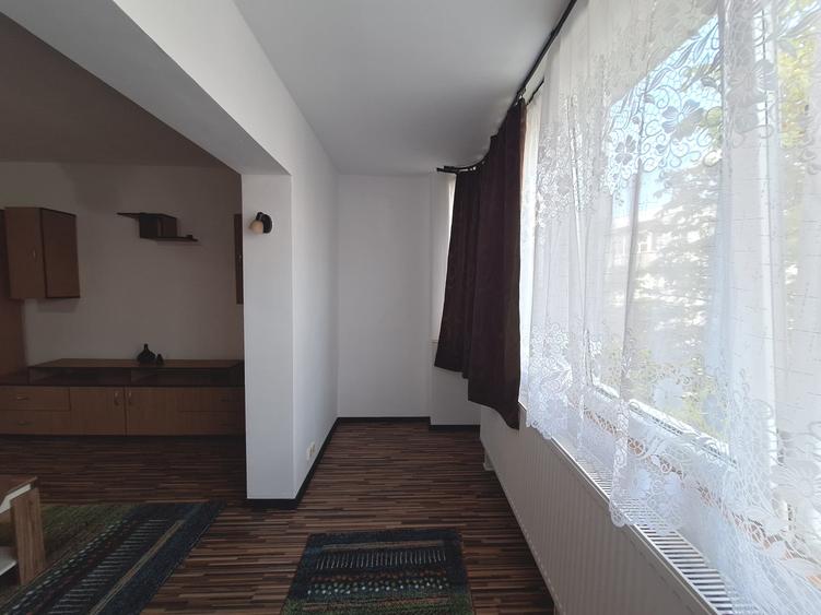 Garsonieră decomandată, mobilată în Freidorf