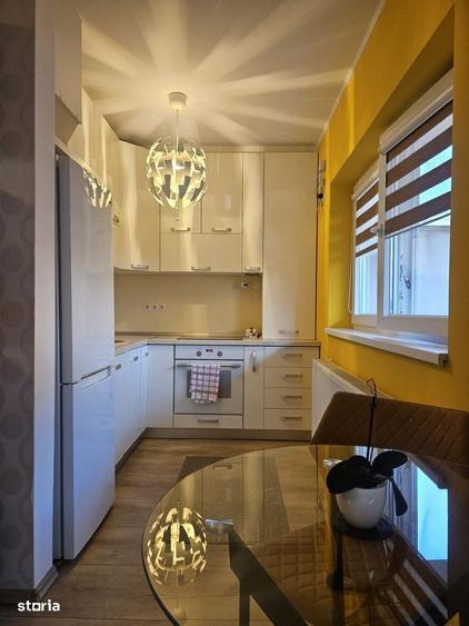 Apartament cu 2 camere decomandat în Est