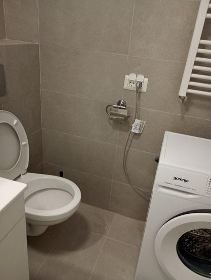 Apartament cu 2 camere decomandat în Români