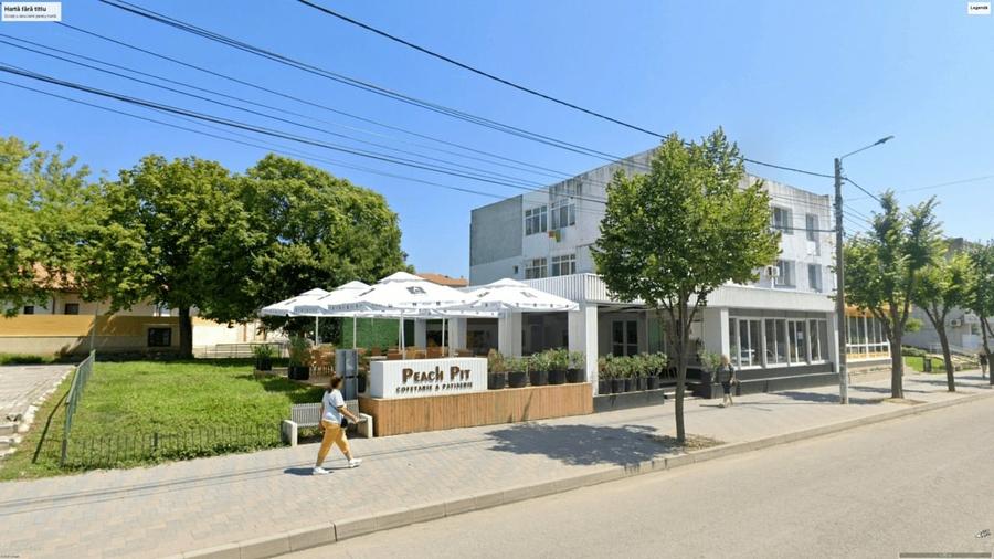 Spațiu comercial, de 700 mp, în Central