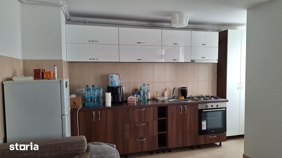 Apartament cu 2 camere decomandat în Fundeni