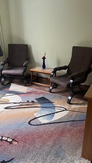 Apartament cu 3 camere decomandat în Lunei