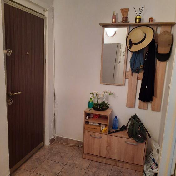 Apartament cu 2 camere semidecomandat în Exterior Vest