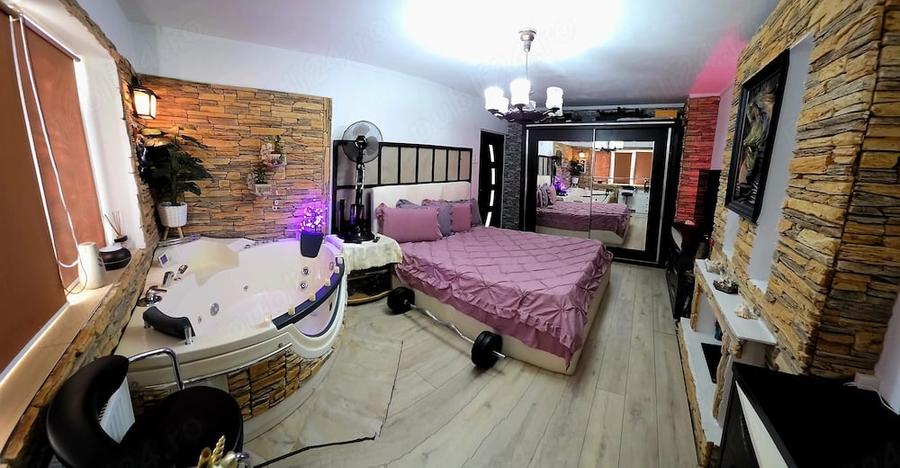 Apartament cu 2 camere decomandat în Sud