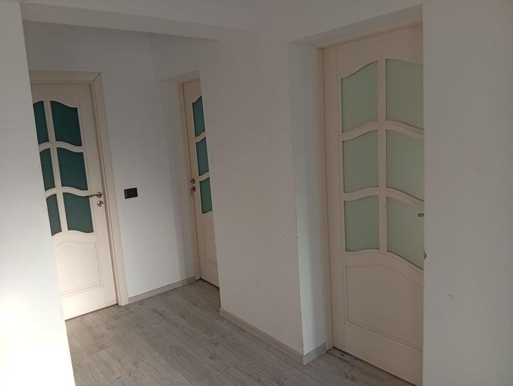 Casă cu 2 camere cu Teren 270 Mp în Satu Nou
