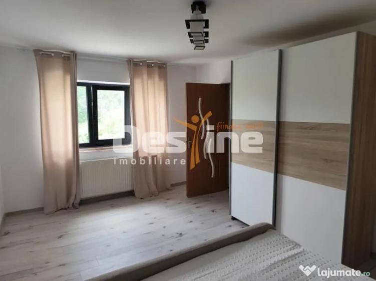 Apartament cu 2 camere decomandat în Poiana