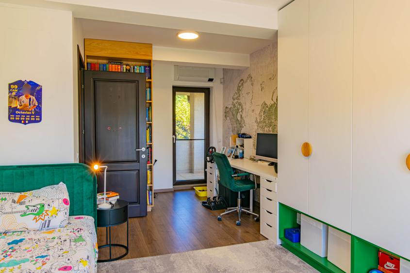 Casă de familie,  pod amenajat, complet mobilata si utilata,  grădină matura - 25