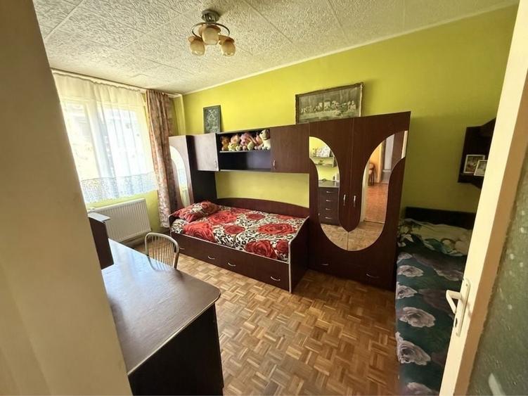 Apartament cu 2 camere semidecomandat în Sud