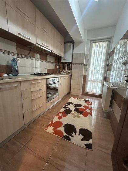 Apartament cu 2 camere decomandat în Valea Adâncă