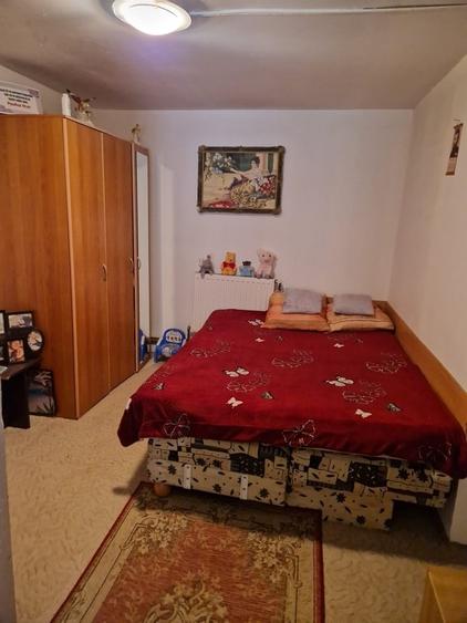 Casă cu 3 camere cu Teren 1000 Mp în Nuci