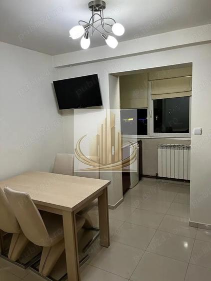 Apartament cu 3 camere decomandat, mobilat în Lunei