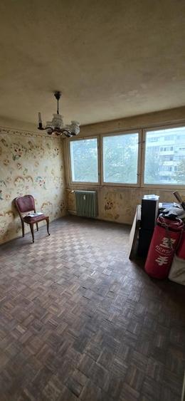 Apartament cu 2 camere decomandat în Giurgiului