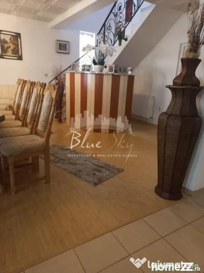 Casă cu 8 camere cu Teren 330 Mp în Eforie