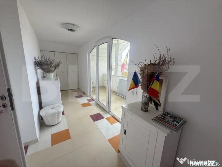 Casă cu 5 camere cu Teren 3837 Mp în Central