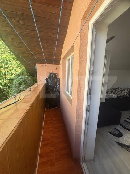 Casă individuală cu 5 camere cu Canalizare în Central