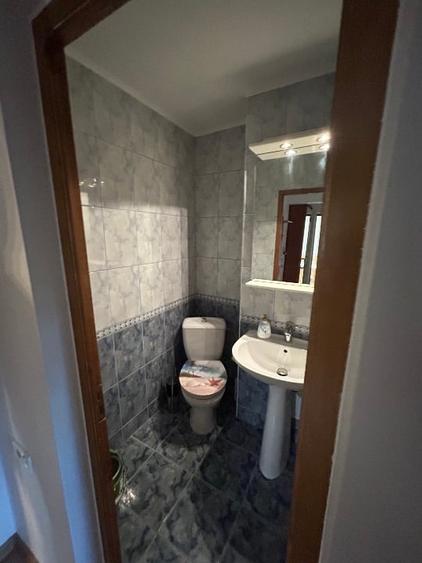 Apartament cu 3 camere decomandat, mobilat în Brâncoveanu