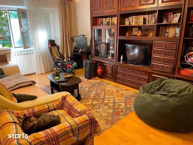 Apartament cu 2 camere decomandat în Olimpia-Stadion