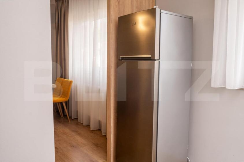 Apartament cu 3 camere decomandat în Spitalul Județean