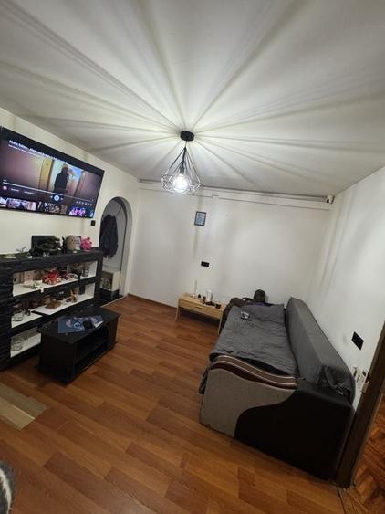 Apartament cu 2 camere semidecomandat în Andrei Mureșanu
