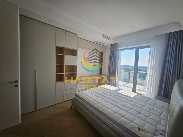 Apartament cu 3 camere semidecomandat în Pipera