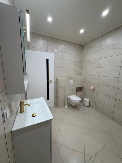 Casă individuală cu 4 camere cu Canalizare în Ultracentral