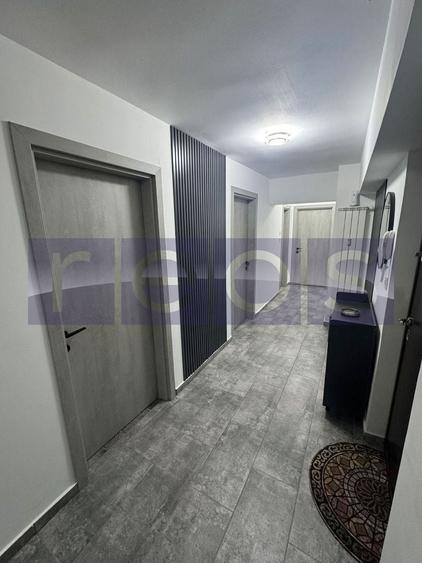 Apartament cu 2 camere, mobilat în Unirii