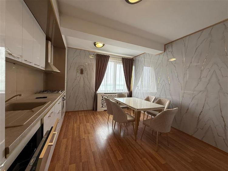 Apartament cu 3 camere decomandat, mobilat în Țiglina 1