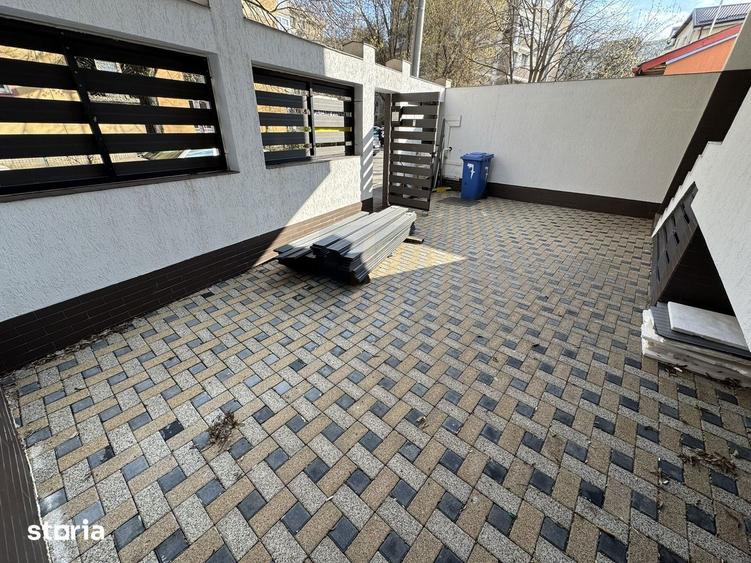 Apartament 5 camere triplex cu curte de vanzare *metrou Crangasi* - 9