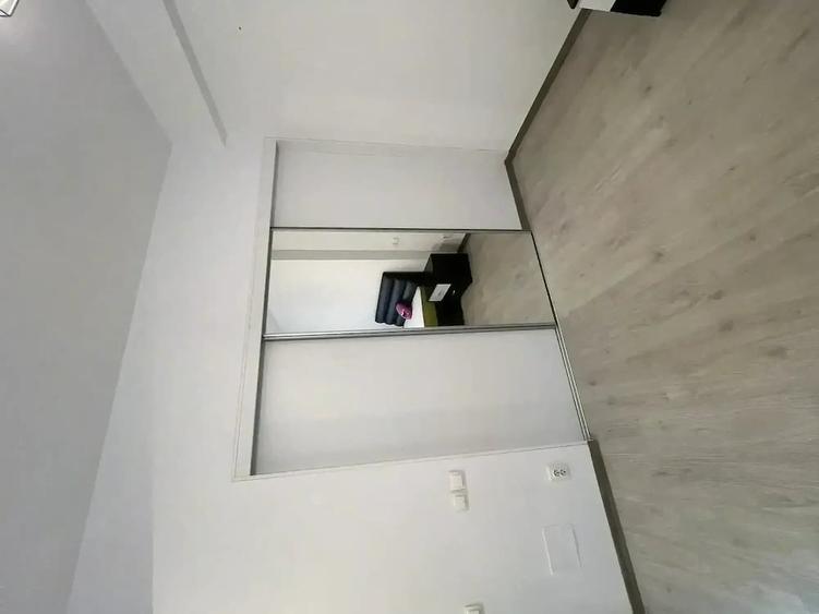 Apartament cu 2 camere semidecomandat în Ghencea