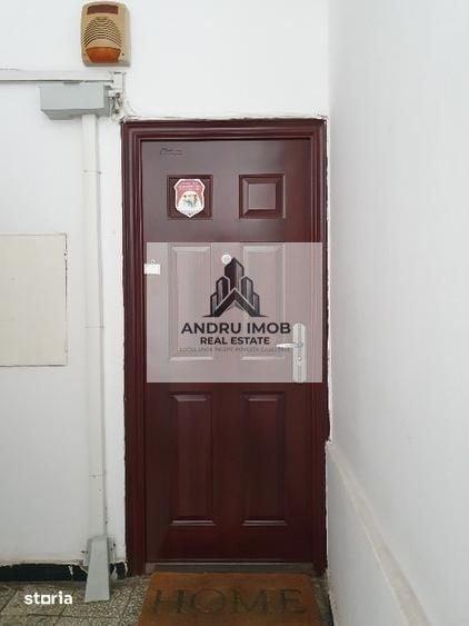 Apartament cu 3 camere în Dristor