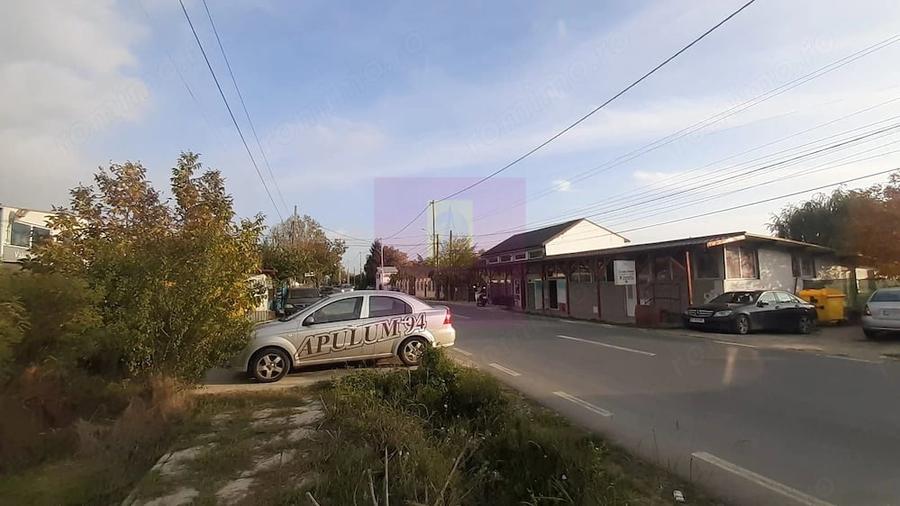 Teren de 1478 mp, în 1 Decembrie