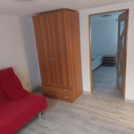 Casă cu 2 camere cu Teren 1200 Mp în Pietrișu