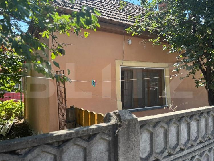 Casă individuală cu 4 camere cu Canalizare în Mehala
