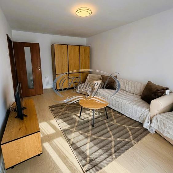 Apartament cu 3 camere decomandat, mobilat în Mărăști