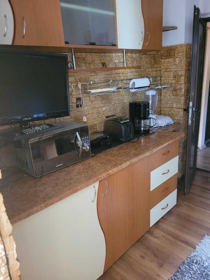 Apartament cu 3 camere decomandat în Calarași 4