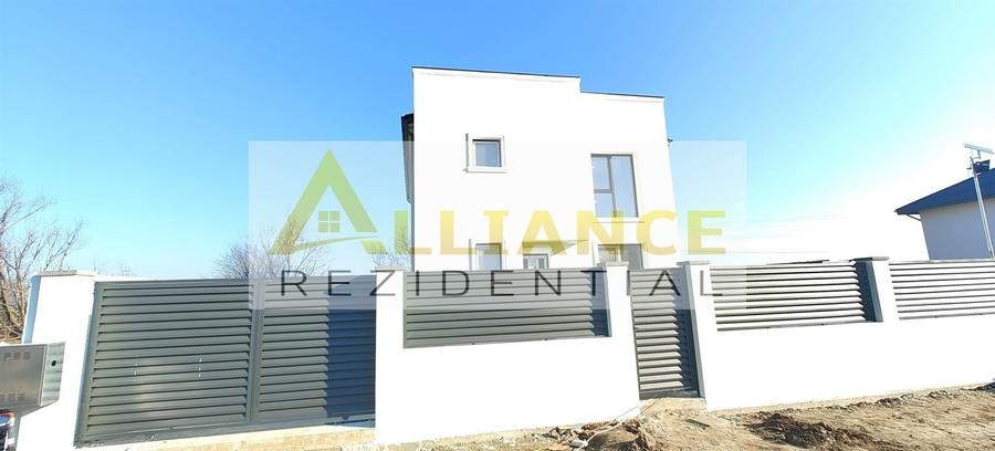 Casă individuală cu 5 camere cu Canalizare în Berceni