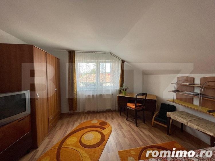 Casă cu 6 camere cu Teren 1100 Mp în Corunca
