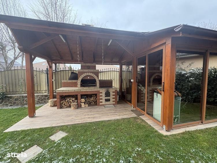 Casă cu 3 camere în Sântandrei