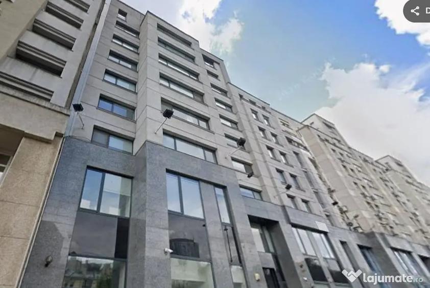 Spațiu comercial, de 690 mp, în Națiunile Unite