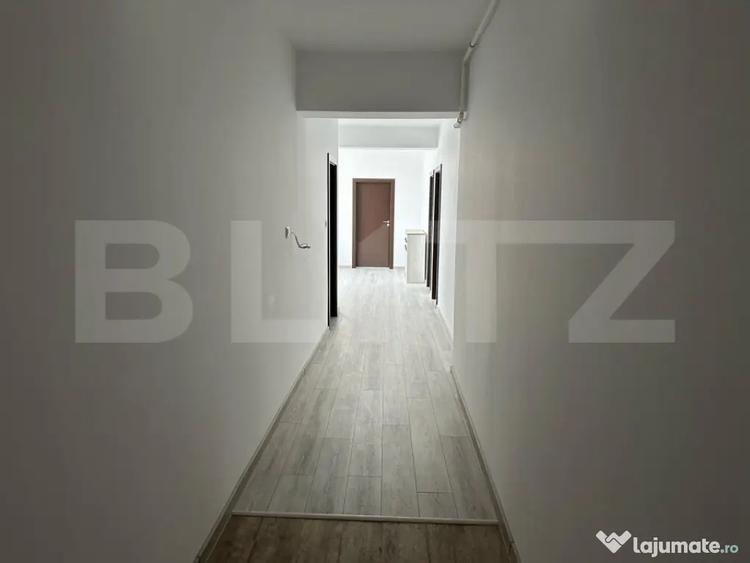 Apartament cu 3 camere semidecomandat, mobilat în Viișoara