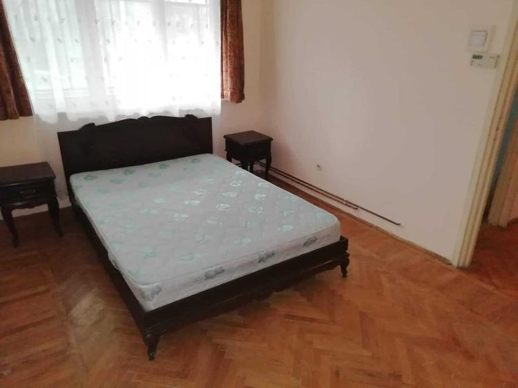 Apartament cu 2 camere nedecomandat în Tudor