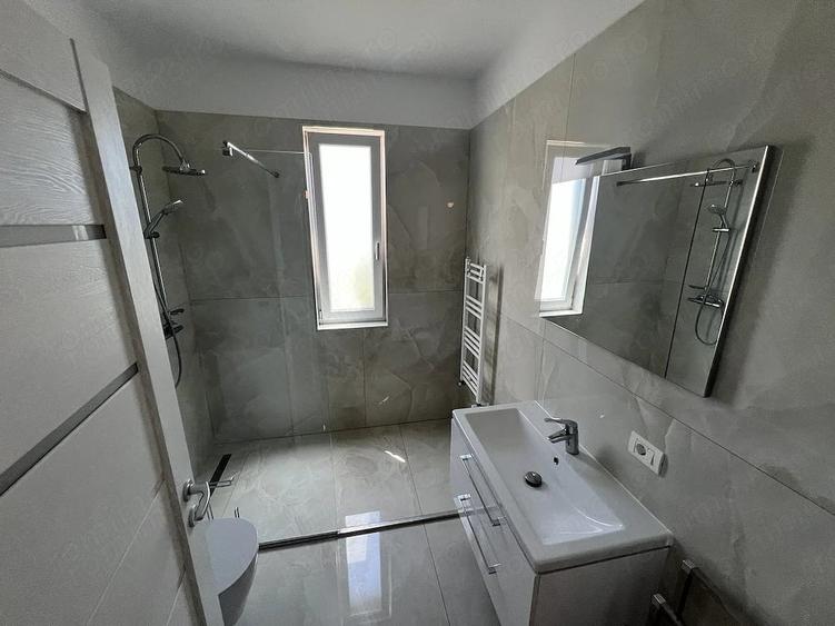 Apartament cu 2 camere decomandat în Giroc