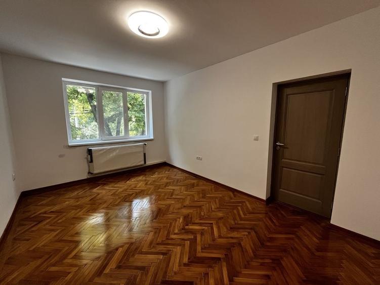 Apartament cu 2 camere decomandat în Independenței