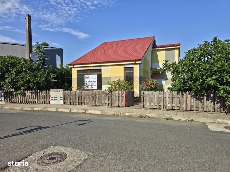 Casă cu 4 camere în Cumpăna