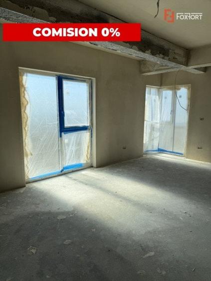 Apartament cu 2 camere decomandat în Torontalului — fotografia 3