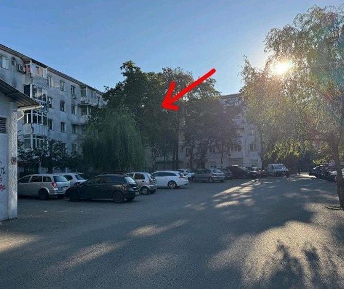 Apartament cu 3 camere semidecomandat în Popoveni