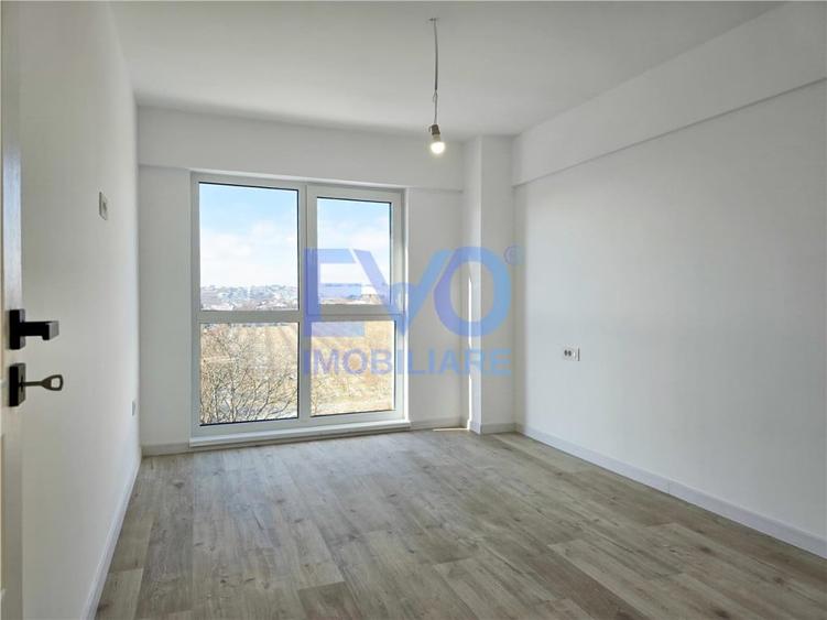 Apartament cu 2 camere decomandat în Galata