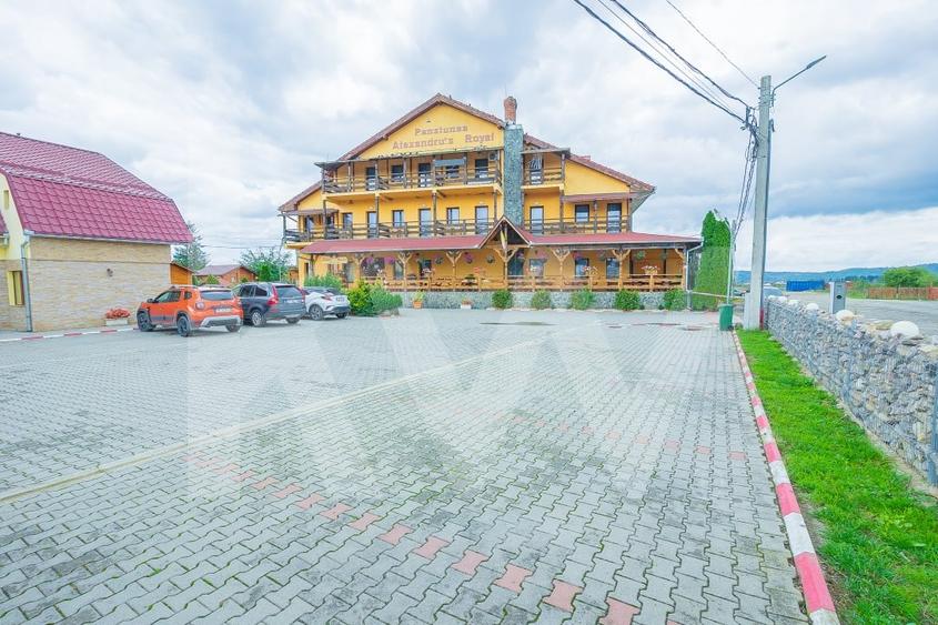 Hotel/Pensiune, de 760 mp, în Cârța